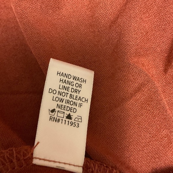 Active USA Rust Sleeveless Cardigan - Picture 7 of 7